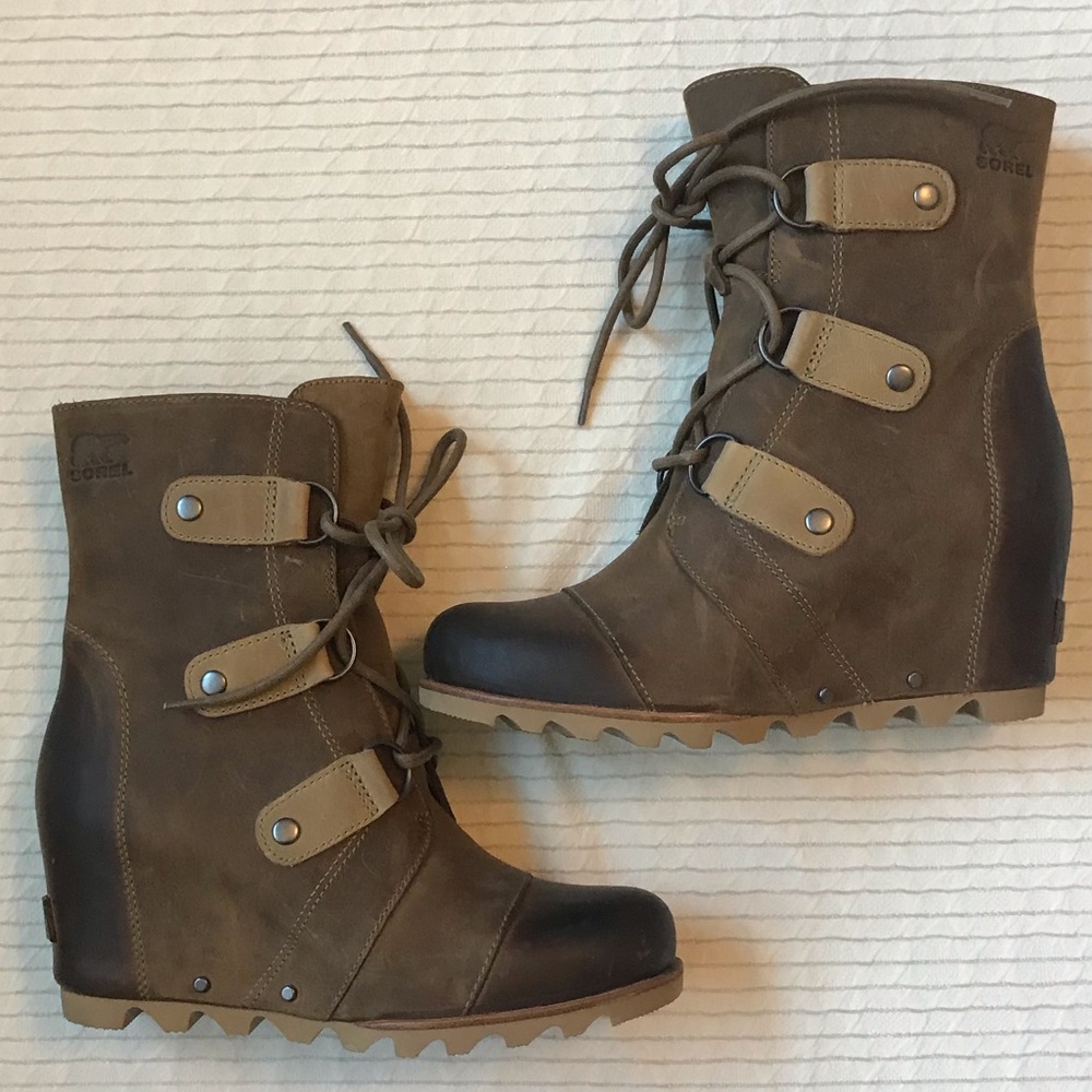SOREL Joan of Arctic Wedge Boot